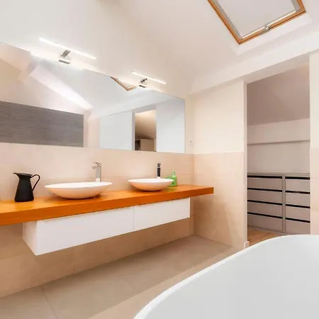 Casa De Mariposas Viola *